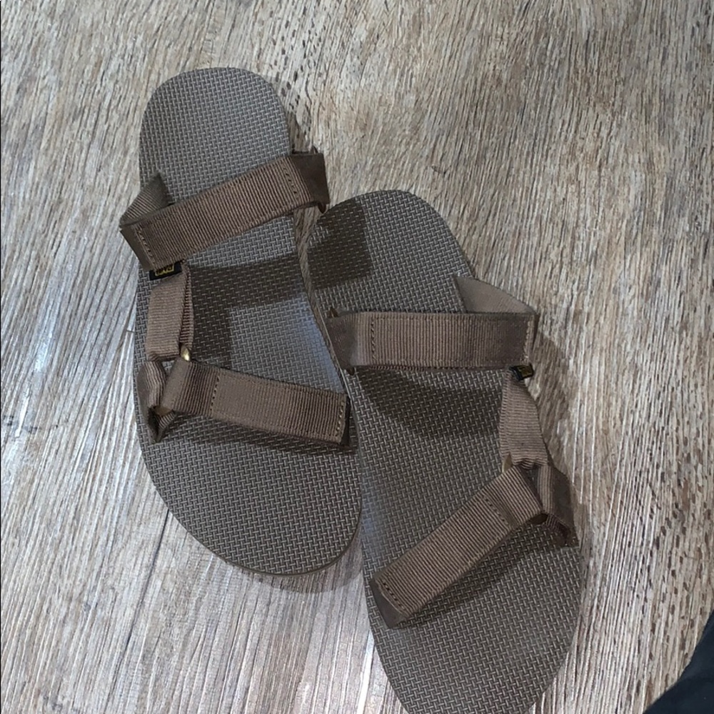 Men’s Teva brown Sandals